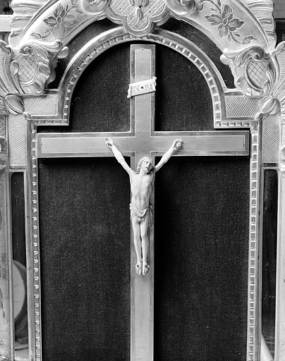 croix (crucifix)