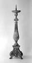 6 chandeliers d'autel