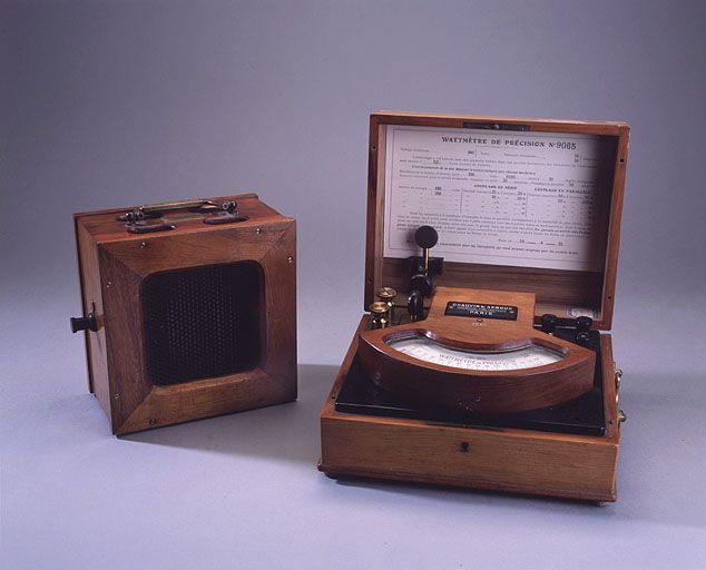instrument de mesure de forces électromotrices (wattmètre Chauvin et Arnoux)