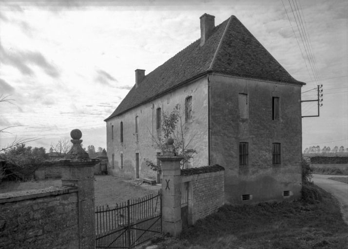 ferme dite château de Merley