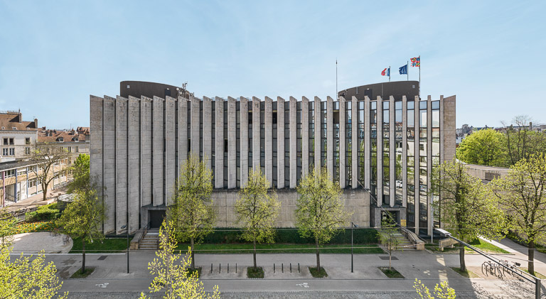 hôtel de région Bourgogne, actuellement conseil régional Bourgogne - Franche-Comté, siège des Assemblées