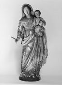 statue (petite nature) : Vierge à l'Enfant (2)