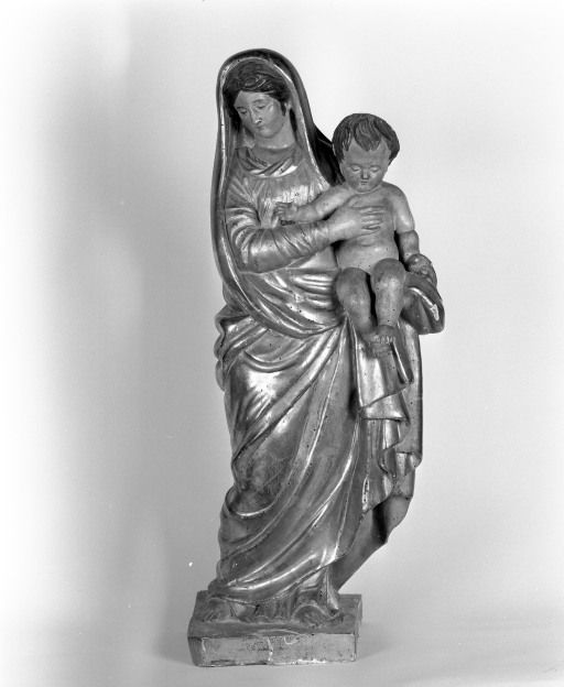 statue (demi-nature) : Vierge à l'Enfant (2)