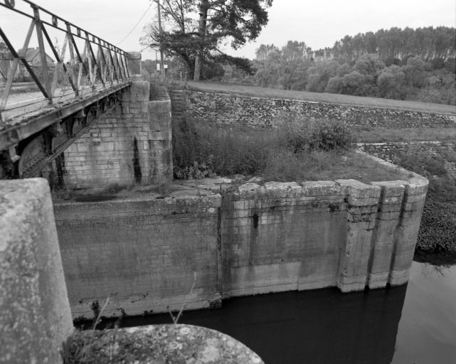 barrage de Charnay