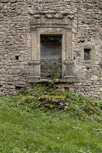 Ferme et tour de Chassagne