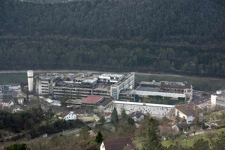 usine à papier de la société des Papeteries Bisontines, usine de fibres artificielles et synthétiques dite usine des Soieries puis de la Rhodiacéta
