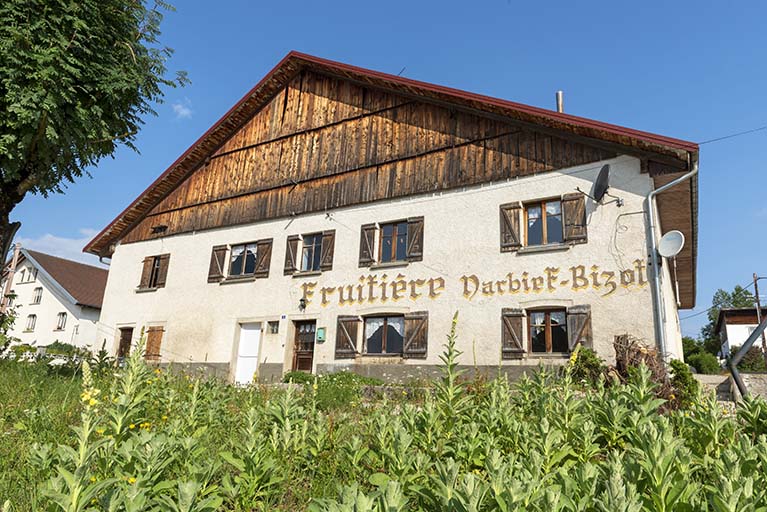 ferme puis fromagerie de Narbief-Le Bizot