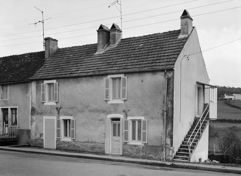 les maisons et les fermes d'Ivry-en-Montagne