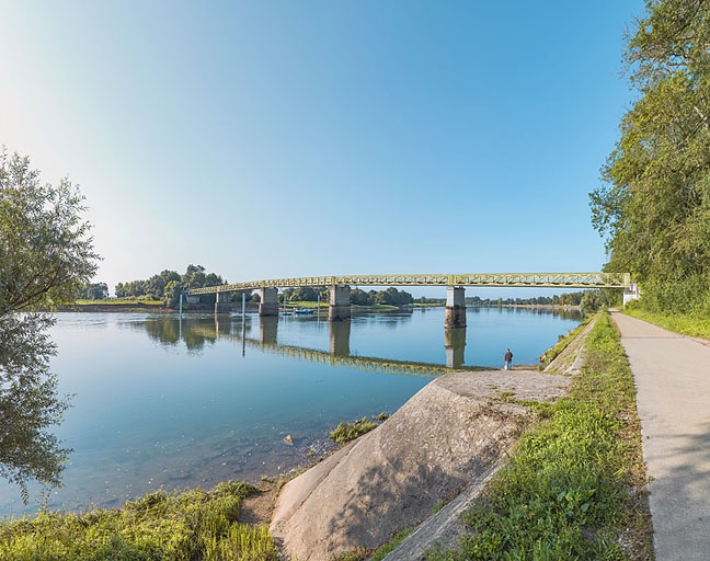 pont d'Uchizy