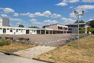 Collège d'enseignement secondaire, (CES) collège d'enseignement professionnel, cité scolaire des Rêpes, lycée d'enseignement professionnel (LEP) Pontarcher, actuellement lycée professionnel Pontarcher