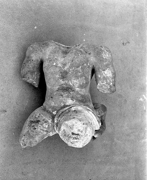 Statue : Vierge à l'Enfant