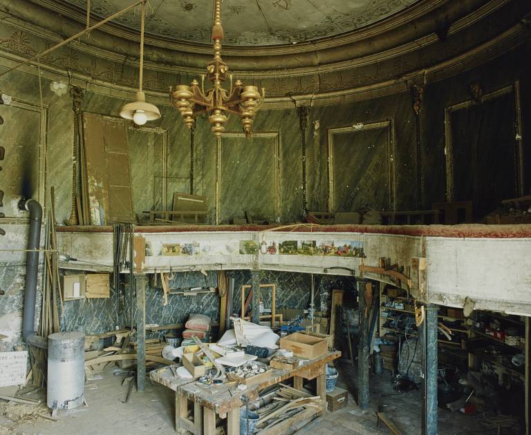 communs et théâtre de société