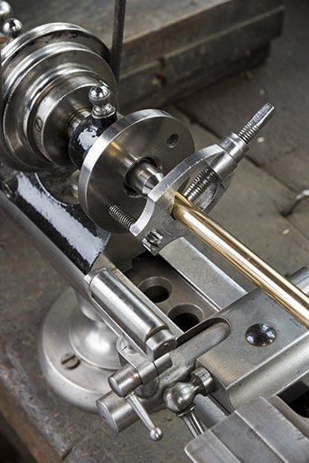 2 machines à tourner, décolleter et percer (tours Lorch, Schmidt & Co)