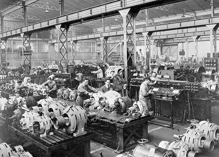 usine de construction mécanique et électrique de la Société alsacienne de Constructions mécaniques (SACM), puis Alsthom, puis Alsthom-Atlantique, puis GEC-Alsthom, actuellement Alstom