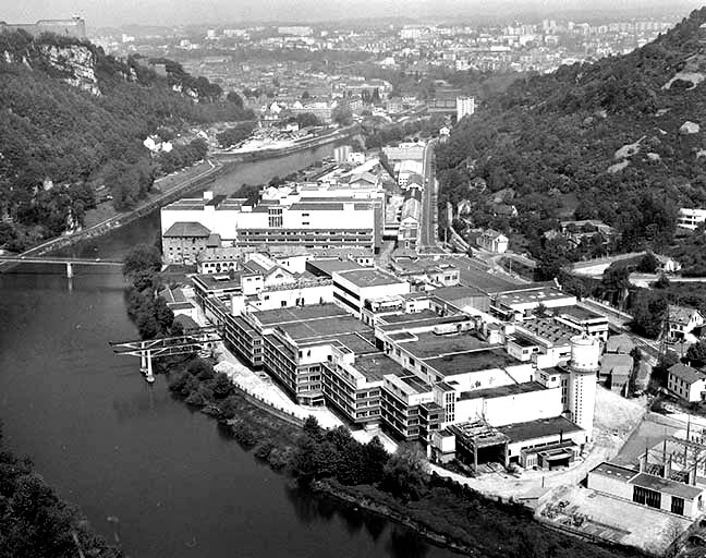usine à papier de la société des Papeteries Bisontines, usine de fibres artificielles et synthétiques dite usine des Soieries puis de la Rhodiacéta