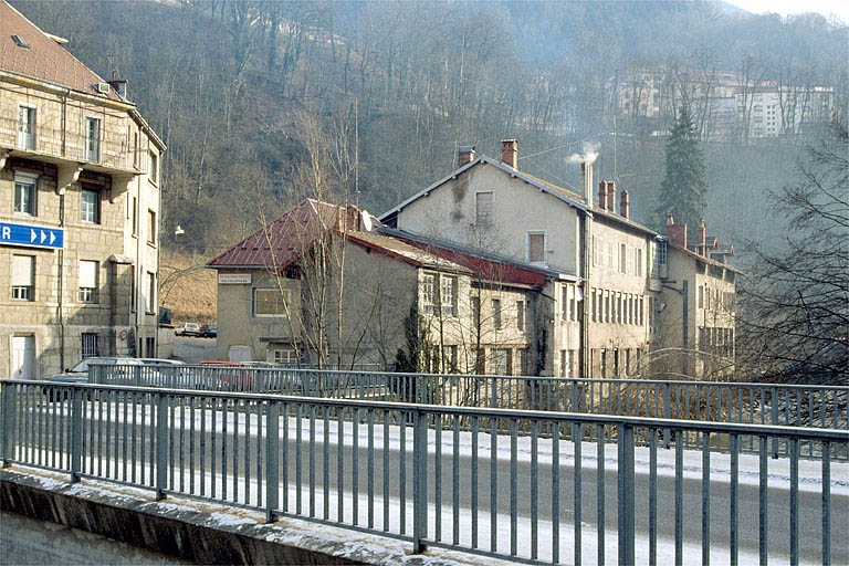 moulin à blé dit moulin de l'Hôpital, actuellement usine de décolletage Jacquemin-Verguet