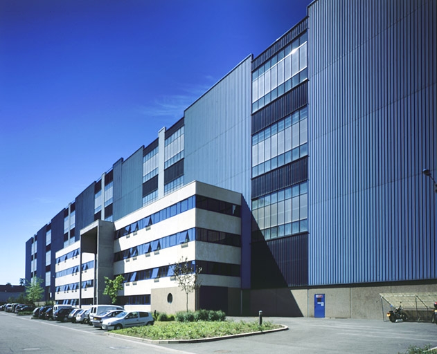 usine de construction mécanique et électrique de la Société alsacienne de Constructions mécaniques (SACM), puis Alsthom, puis Alsthom-Atlantique, puis GEC-Alsthom, actuellement Alstom