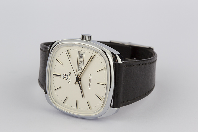 montre-bracelet à quartz A. Schild SA