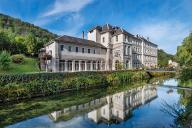 établissement thermal, hôtel de voyageurs et restaurant