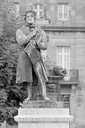 monument commémoratif de Georges Cuvier