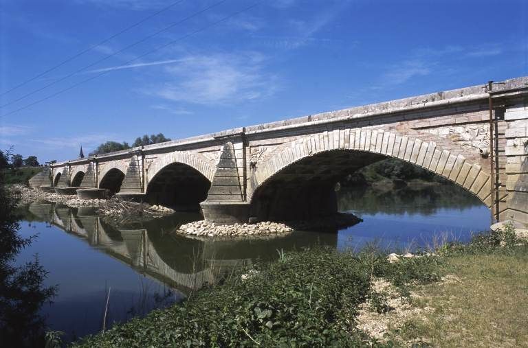 pont de Navilly (pont routier)