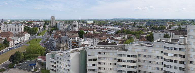 ville de Chalon-sur-Saône (paysages du canal du Centre)