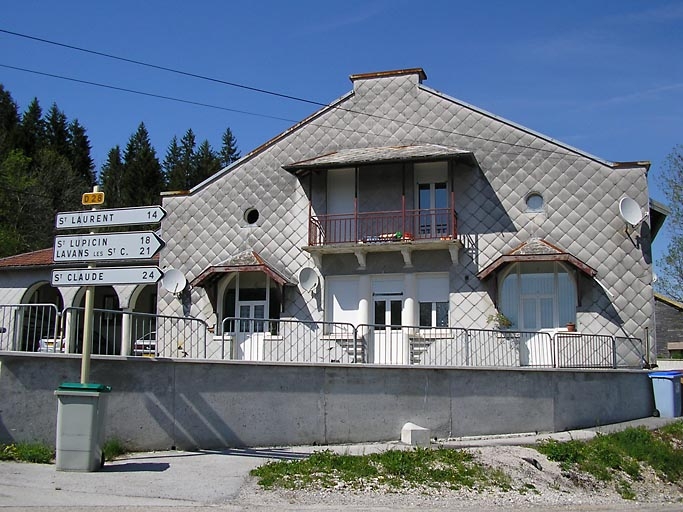 école, actuellement maison