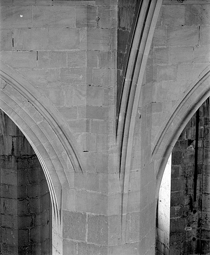 église abbatiale de l'abbaye Saint-Oyend, actuellement cathédrale Saint-Pierre, Saint-Paul et Saint-André