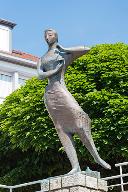 statue (figure colossale) : la Messagère de l'esprit