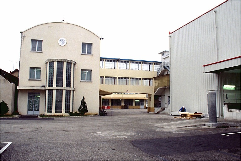 fromagerie industrielle Grosjean Frères, puis de la société fromagère Besnier