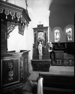 2 autels, 2 tabernacles, 2 retables (autels secondaires)