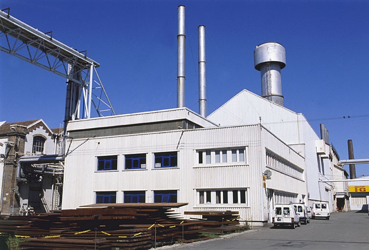 usine de construction mécanique et électrique de la Société alsacienne de Constructions mécaniques (SACM), puis Alsthom, puis Alsthom-Atlantique, puis GEC-Alsthom, actuellement Alstom