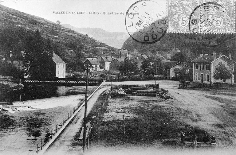 voie ferrée (embranchement de L'Hôpital-du-Grosbois à Lods de la ligne Besançon-Morteau)