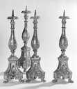 8 chandeliers
