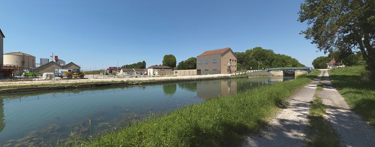 sucrerie d'Aiserey (activités liées au canal de Bourgogne)