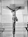 statue : Christ en croix