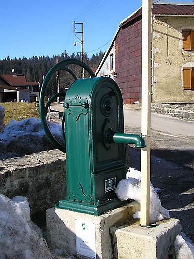 borne fontaine