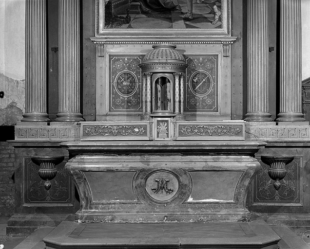 autel de la chapelle Notre-Dame de Gray
