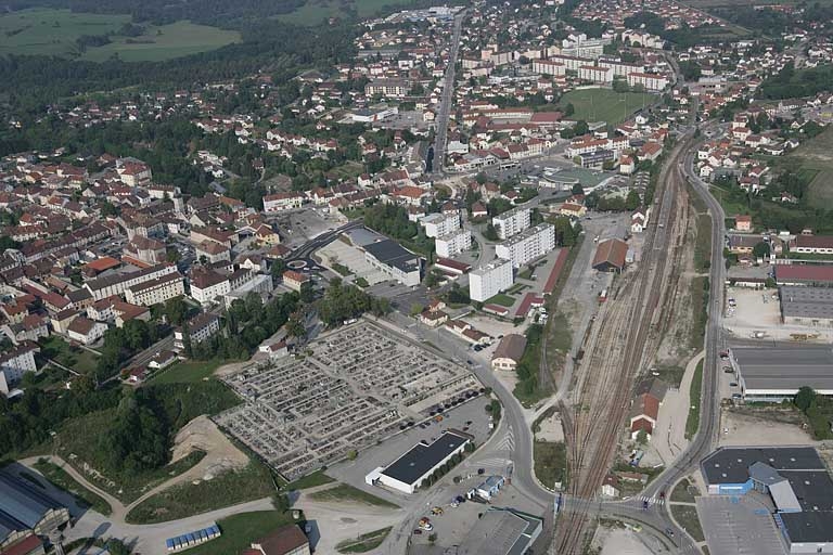 le mobilier de la gare de Champagnole