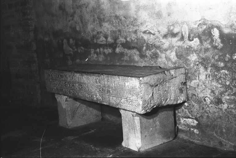 tombeau de l'ermite Renaud