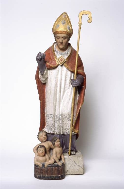 groupe sculpté : saint Nicolas et les trois enfants