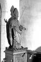 statue : saint évêque