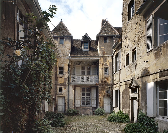 hôtel dit maison Leschaux ou Huguenet