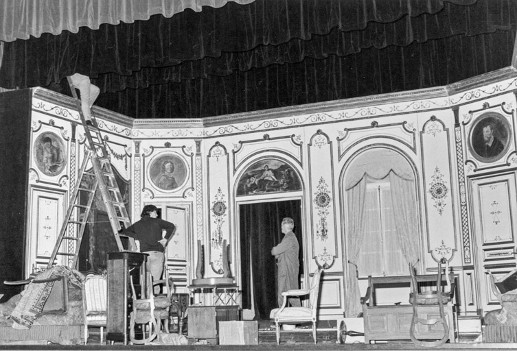 le mobilier du théâtre