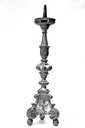 6 chandeliers d'autel