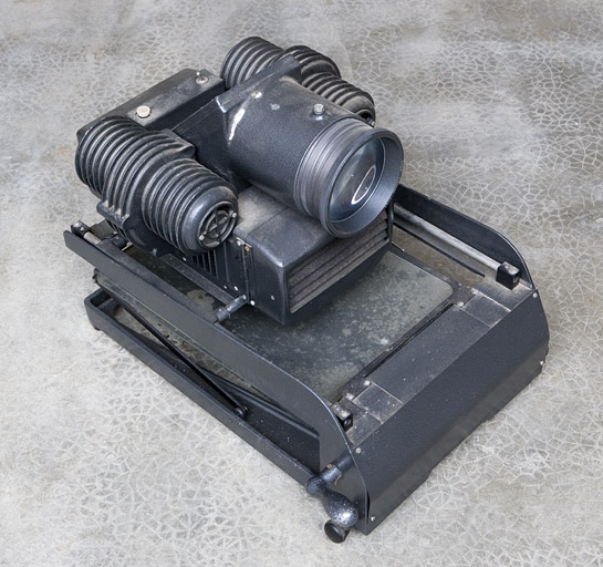 appareil de projection (épidiascope SFOM)