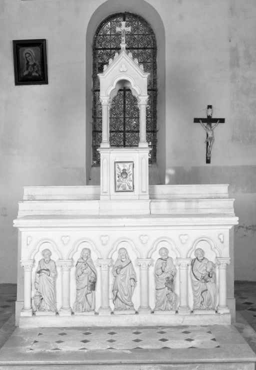 autel (maître-autel, autel tombeau), style néo-gothique