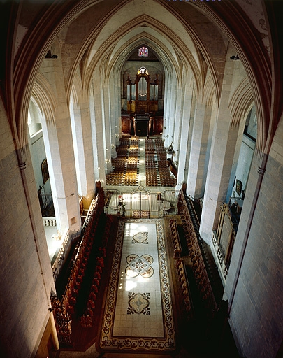 église abbatiale de l'abbaye Saint-Oyend, actuellement cathédrale Saint-Pierre, Saint-Paul et Saint-André