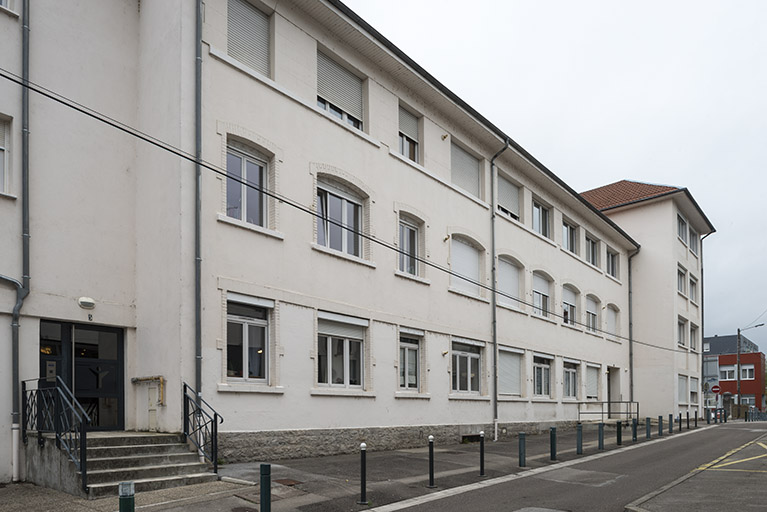 usine d'horlogerie et de mécanique de précision Lipmann Frères