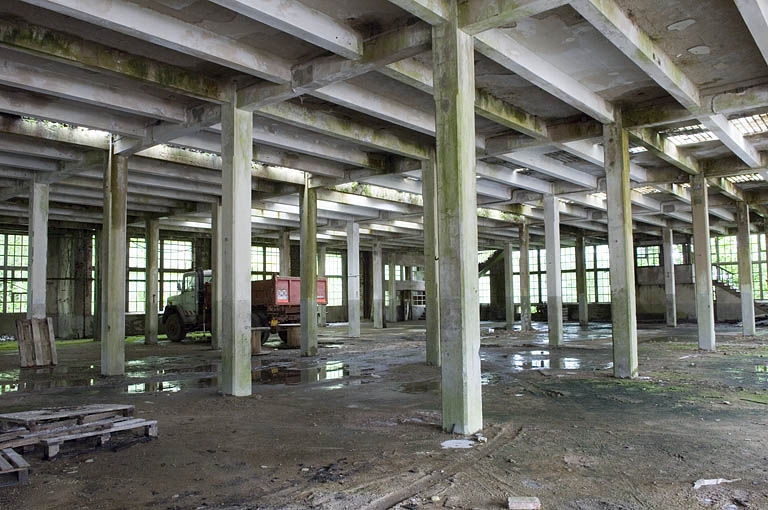 tissage de coton de la Curtenay, puis usine de confection, actuellement logement